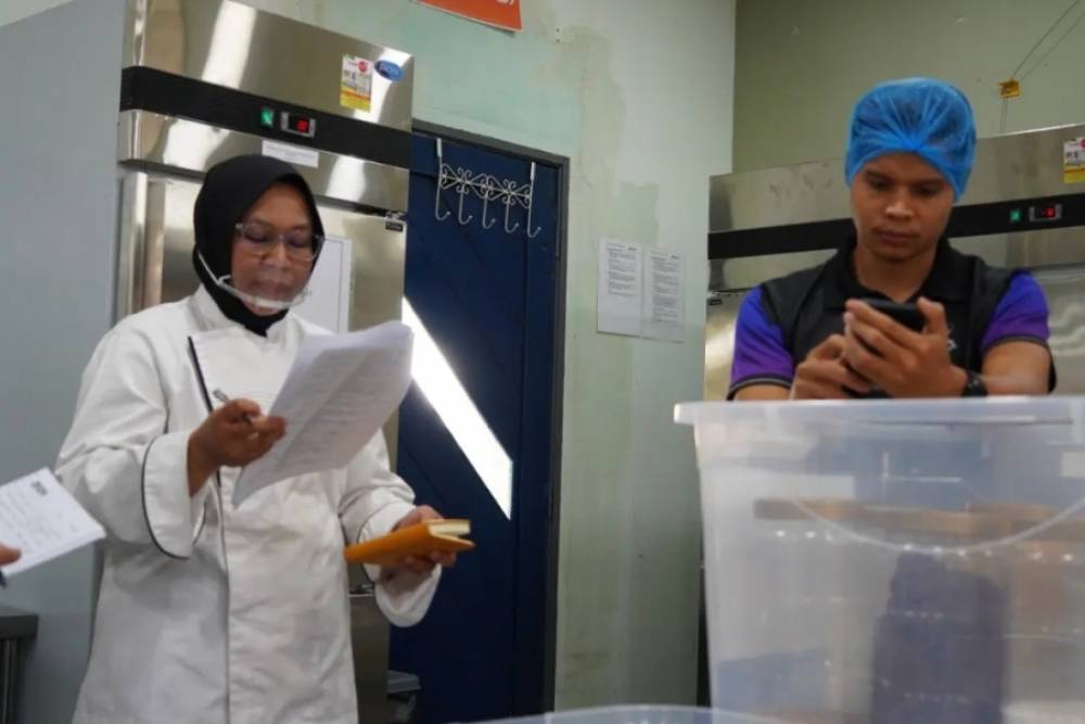 AUDIT PENSIJILAN HALAL