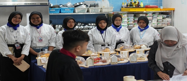 SESI VERIFIKASI PORTFOLIO DAN PEPERIKSAAN AKHIR